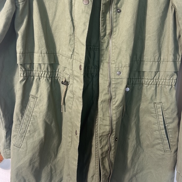 OLD NAVY HOODED ZIPPED JACKET IN SIZE XXL16 kids - Picture 5 of 6